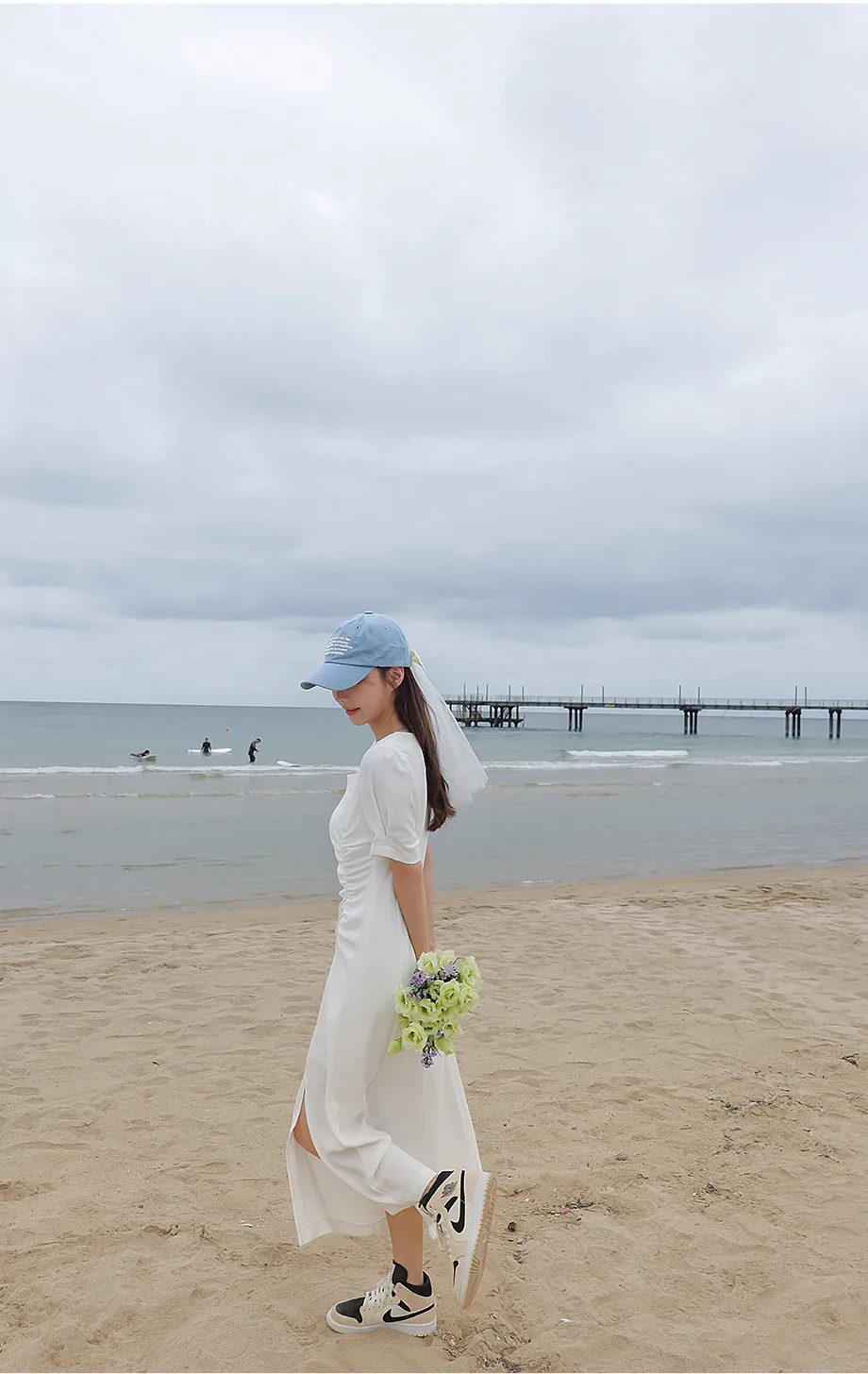 리리앤코 [웨딩룩] 슈델킨 셔링 스퀘어넥 롱 원피스