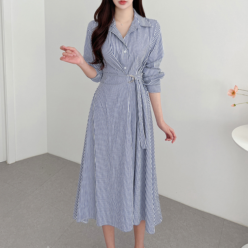 定価24200円★ウエストベルト付きシャツワンピース　ブルーストライプ　38 定価24200円☆ウエストベルト付きシャツワンピース ブルー
