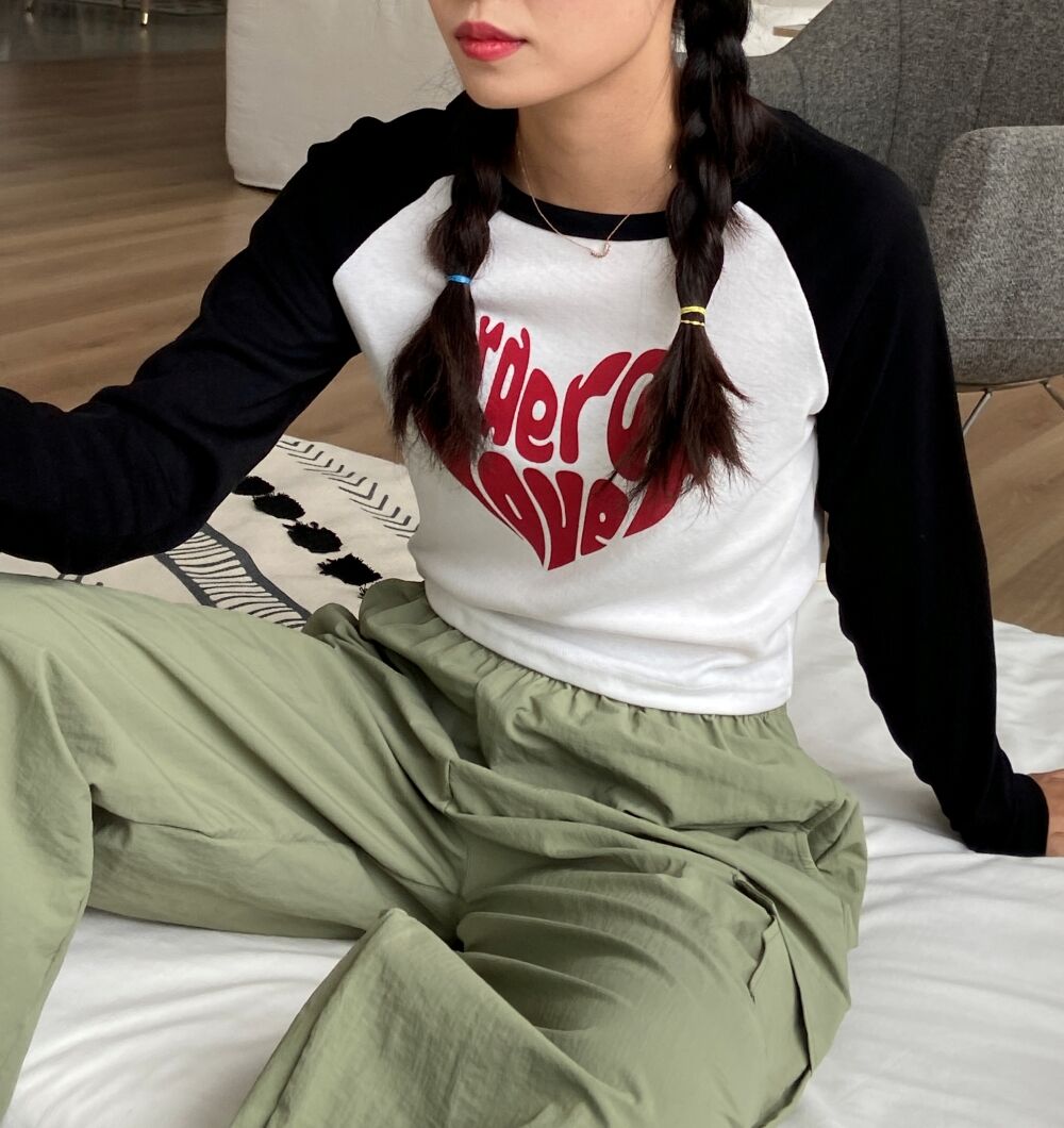 ハートプリントラグランTシャツ Sサイズ ハートロゴラグランTシャツ | レディースファッション通販 - DHOLIC