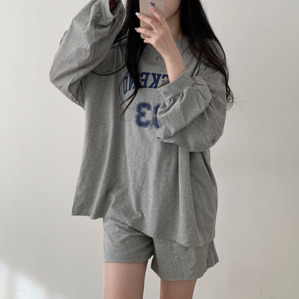 【新品多数】女の子　夏服　まとめ売り　160 Tシャツ　ショートパンツ　26点 新品多数】女の子 夏服 まとめ売り 160 Tシャツ ショートパンツ 26点