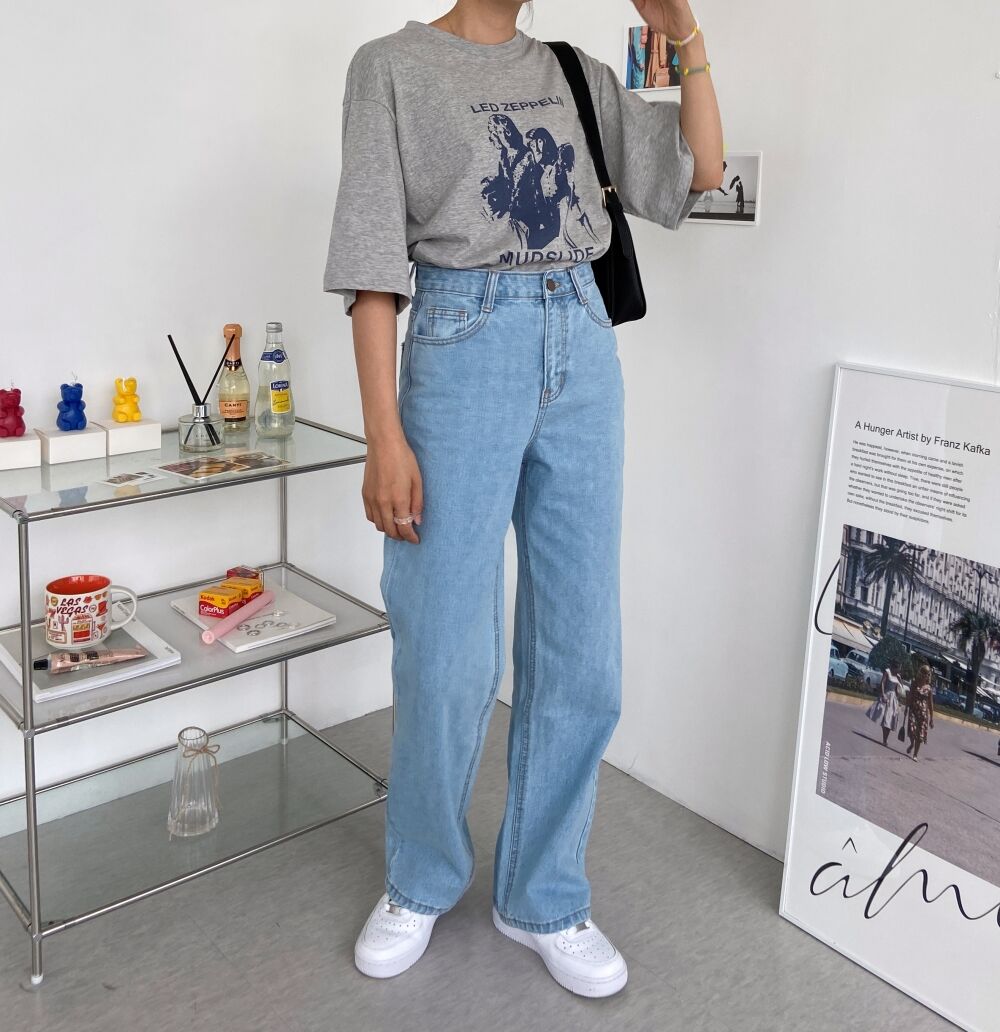 ライトブルーストレートデニムパンツ | レディースファッション