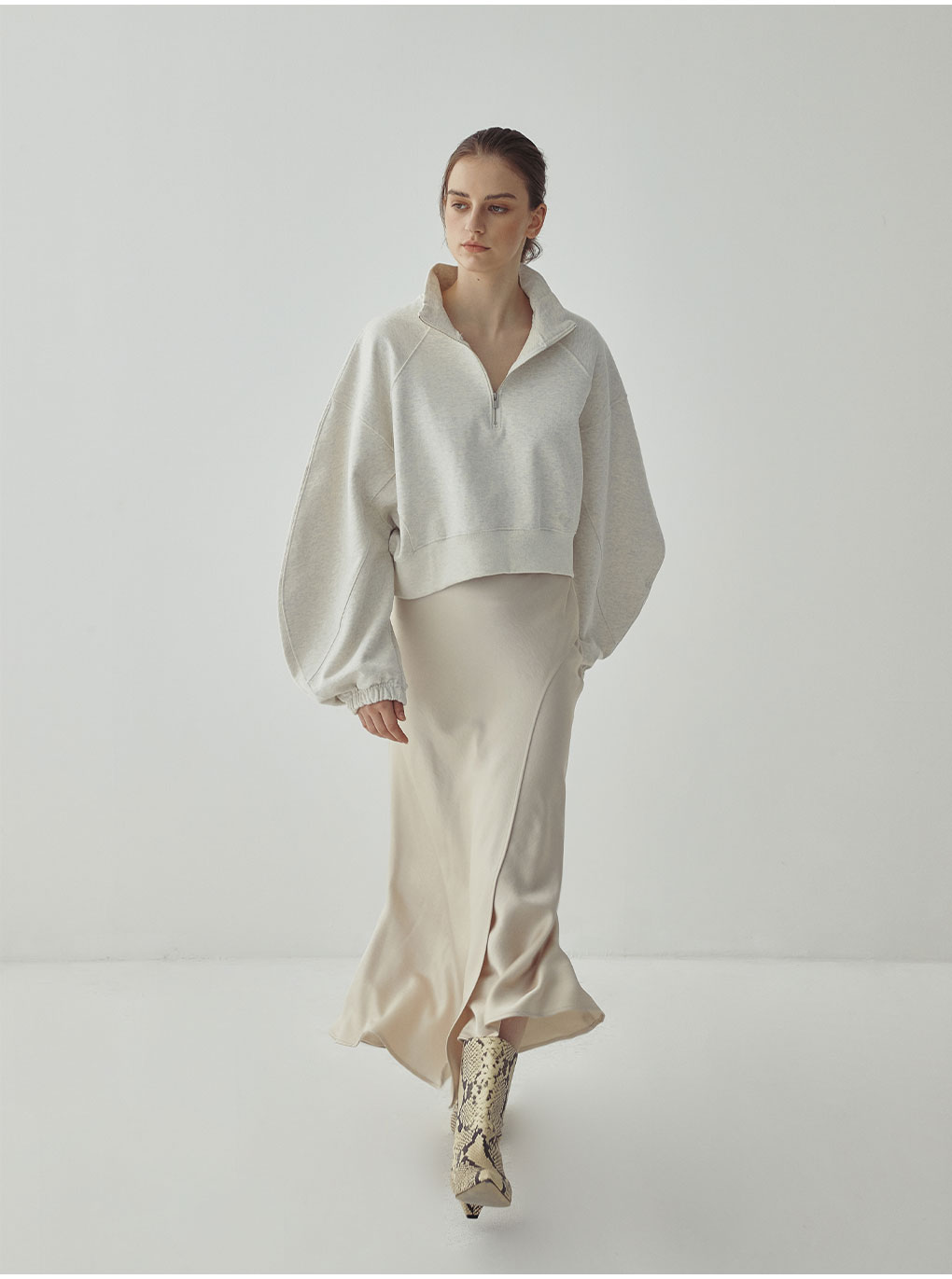 【PHEENY】 ハーフジップフリーススウェット　オートミール PHEENY】 ハーフジップフリーススウェット オートミール 2025年