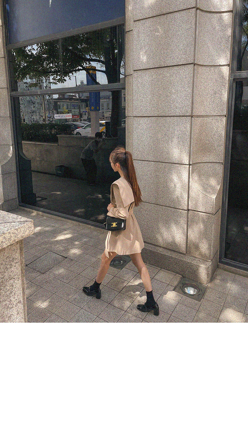 ぷんぷんプリン⭐︎マルニ　フロントベルト付き トレンチコート ジルバイジルスチュアート JILL by JILLSTUART プリンセスライン