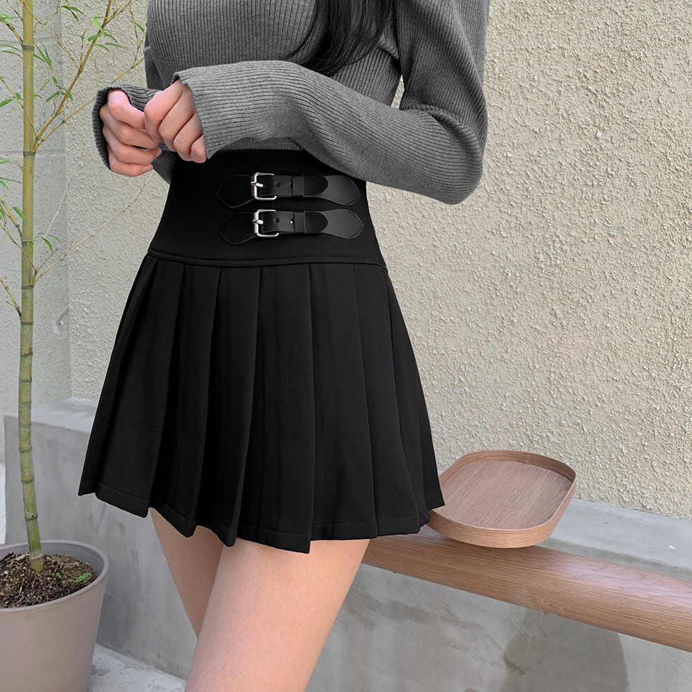【最終お値下げ】6パーセントドキドキ　スカート　ベルト パンツ裏地ダブルバックルベルトミニスカート | レディース