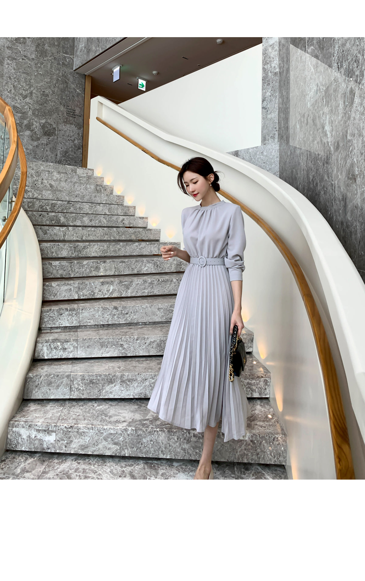 【CHICLINE 】リボンネック配色ベルト付きプリーツワンピース berosa-2.jpg