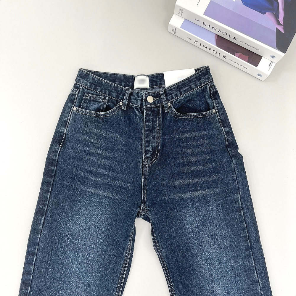 ディープブルーストレートデニムパンツ | レディース