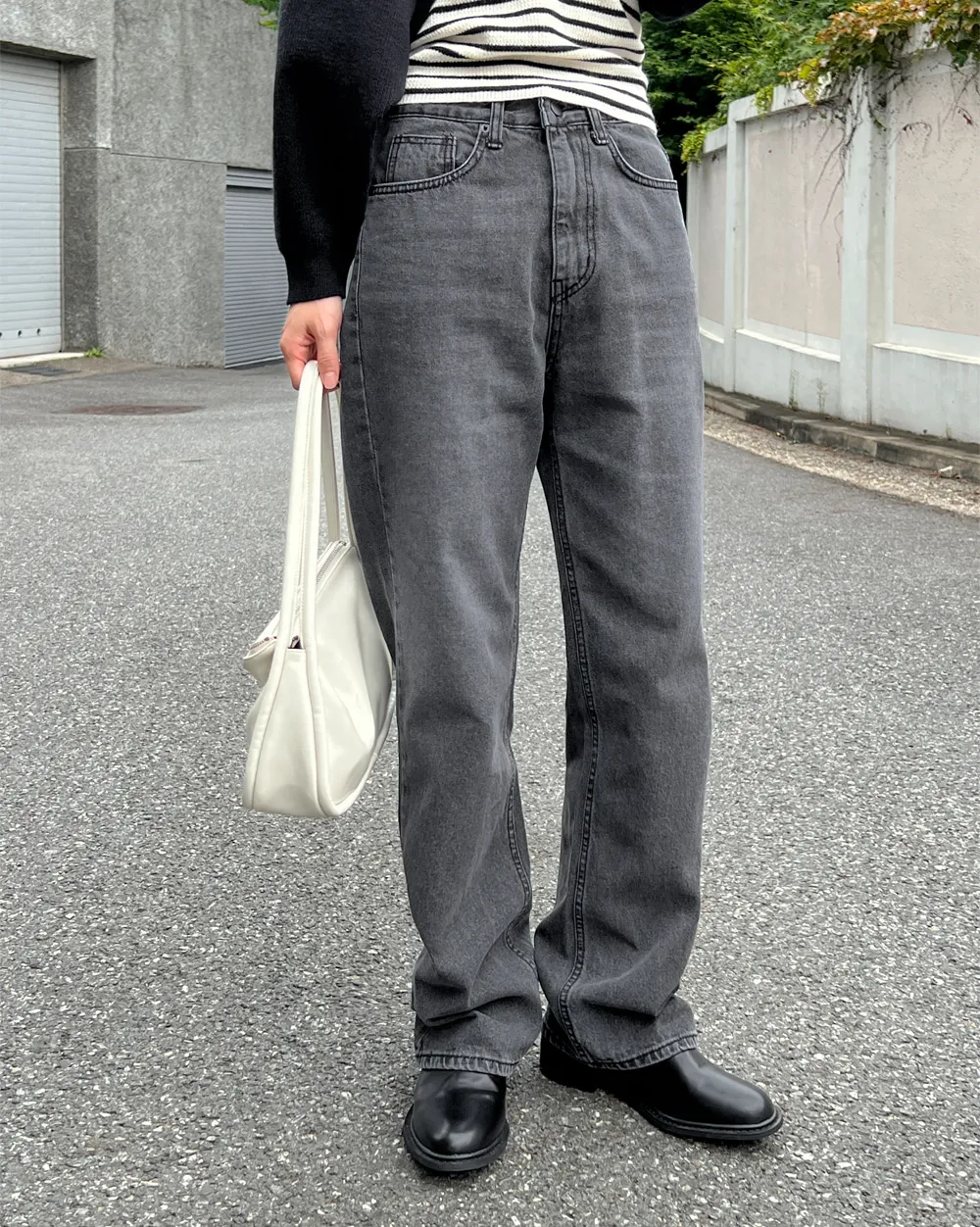2023 AW｜名品を磨き続ける。のバナナシルエットパンツシリーズ