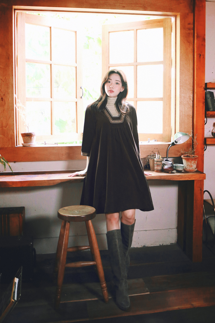 フラワーパターンコーデュロイワンピース | レディースファッション