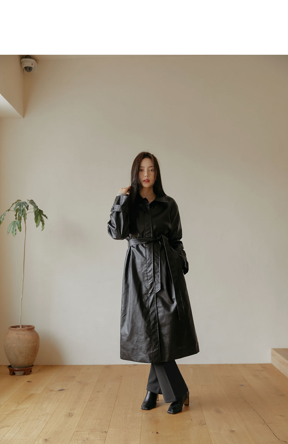 ストラップ付フェイクレザーコート | レディースファッション通販 - DHOLIC