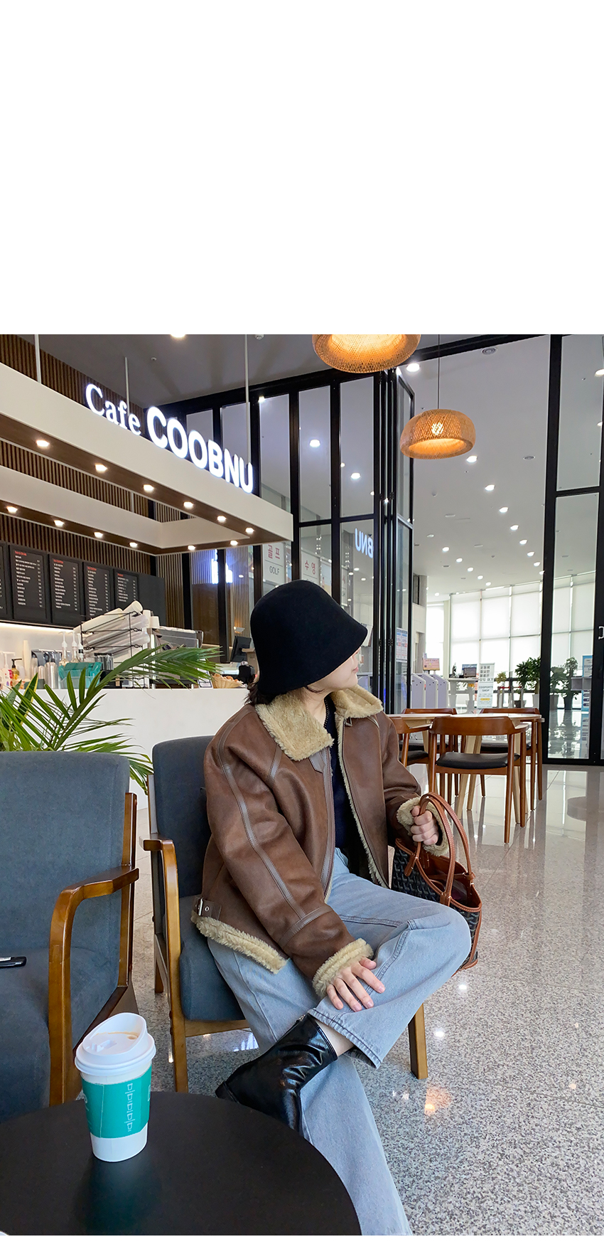 Vネックエンブレムニット | レディースファッション通販 - DHOLIC