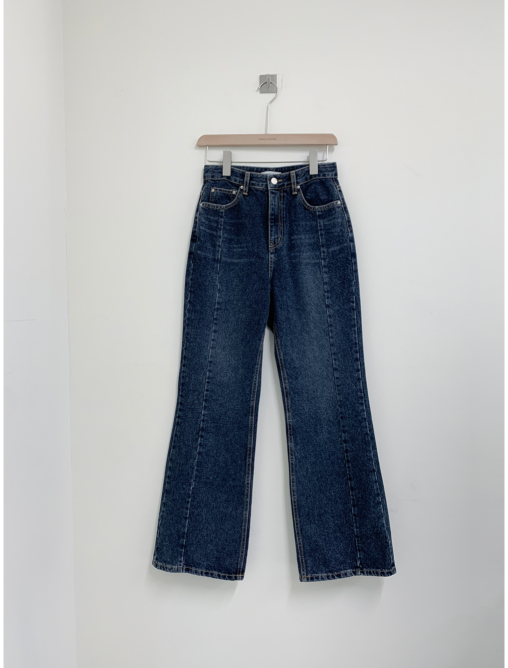 センターラインフレアデニムパンツ | レディースファッション