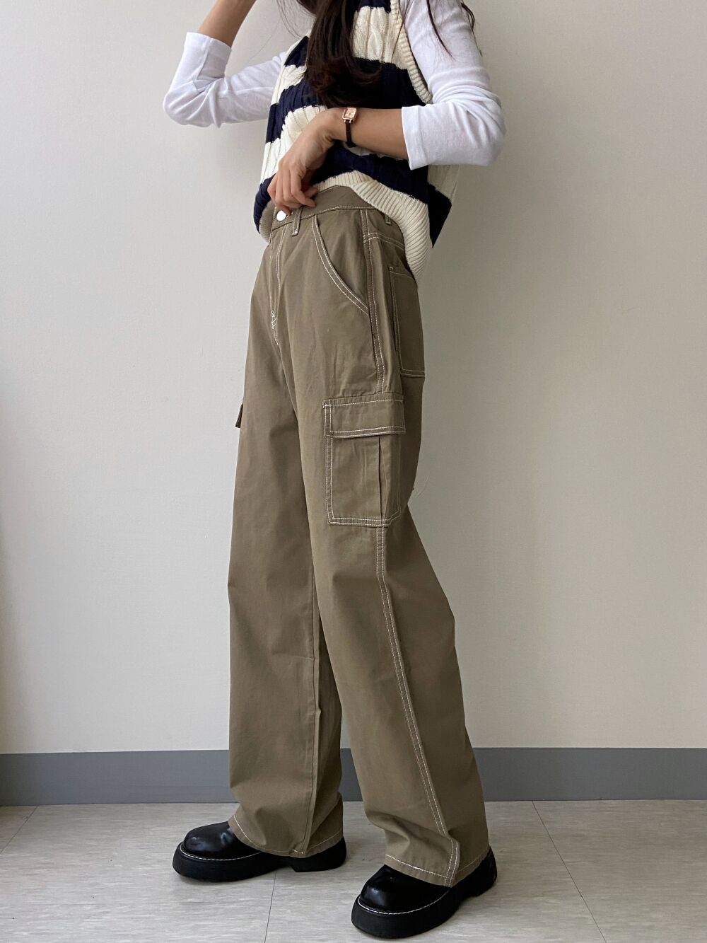 ステッチカーゴワイドパンツ | レディースファッション通販 - DHOLIC