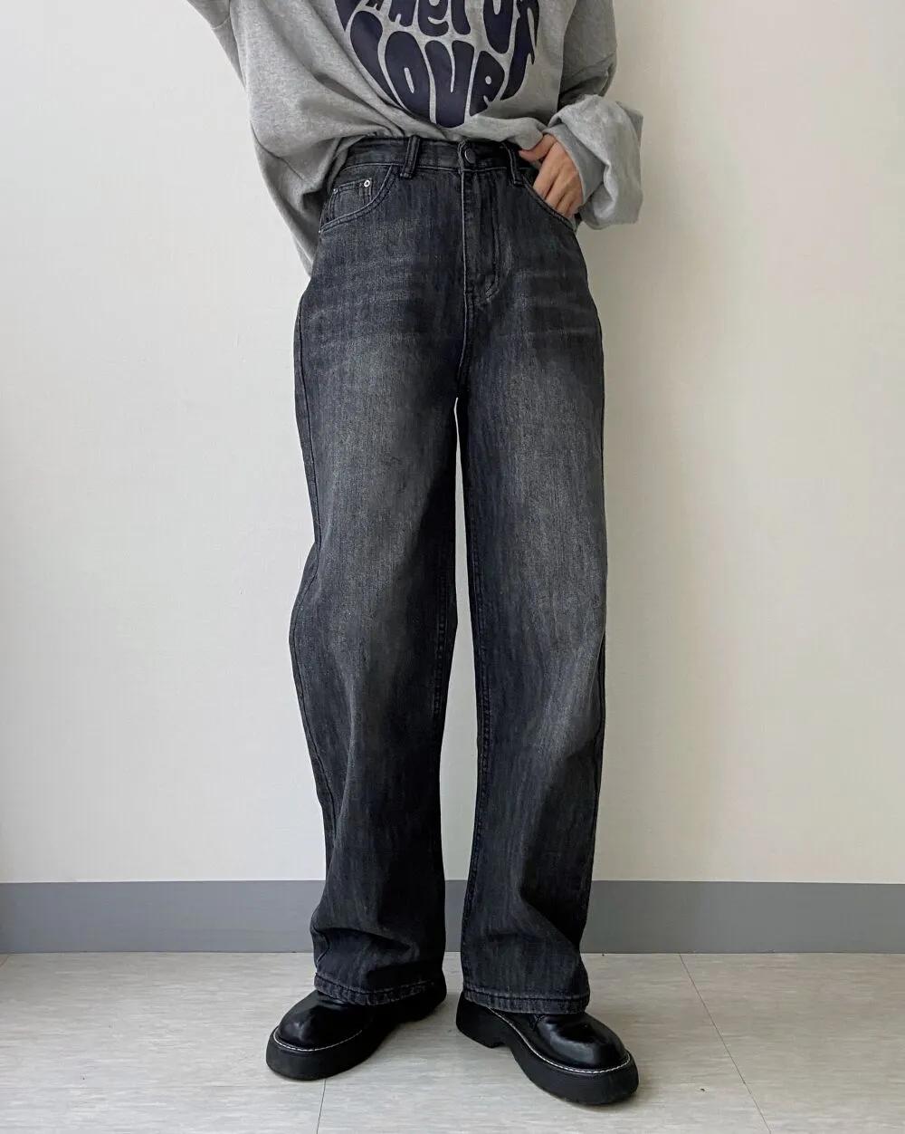 ストーンウォッシュドデニムパンツ | レディースファッション通販 - DHOLIC