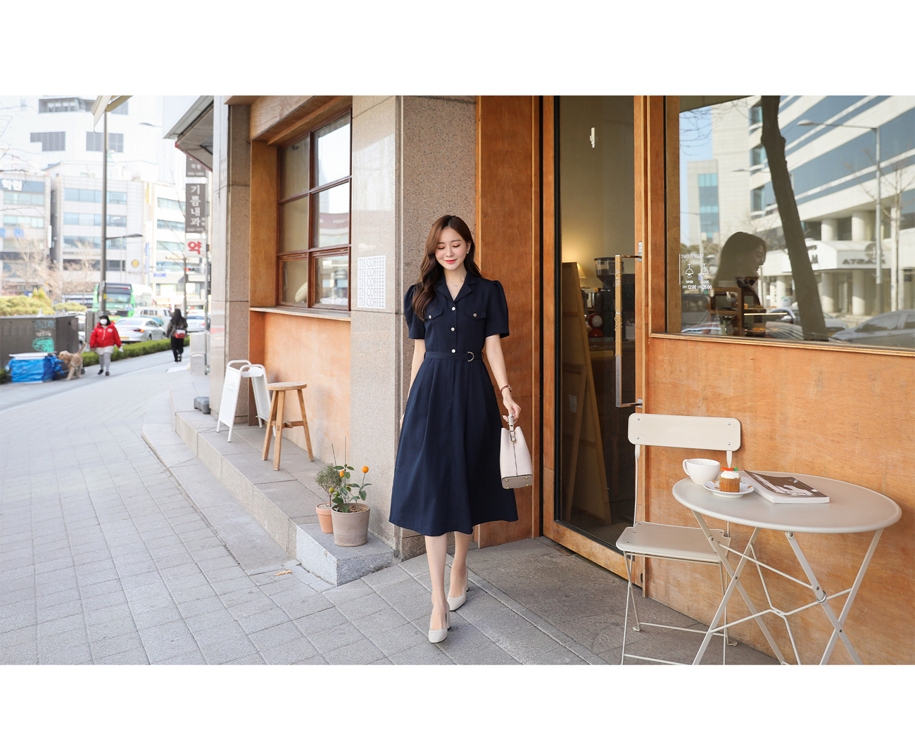 結婚式/オフィス★CHICLINE★パフスリーブベルトワンピース mo33004bl5.jpg?v=1692709437&