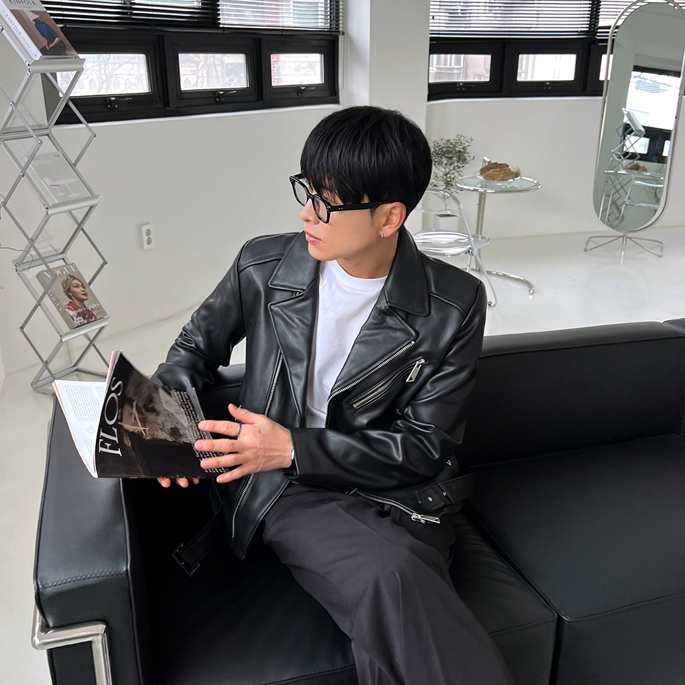 かずの✨DIESEL美品✨ブラックレザージャケット ライダース DIESEL】メンズ レザー ジャケット｜トレンチ・バイカー・パー
