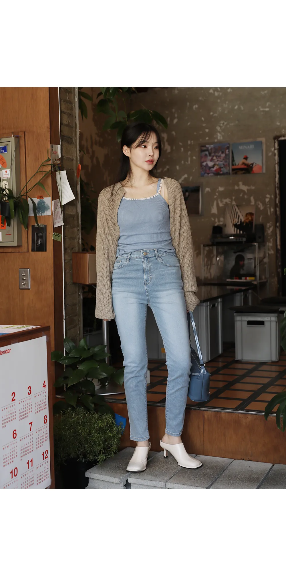 ライトブルースキニーデニムパンツ | レディースファッション