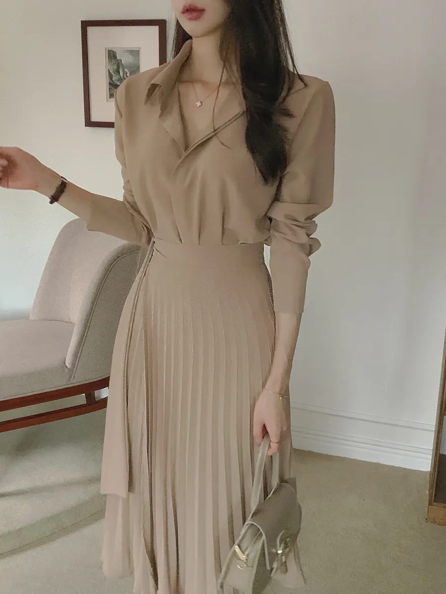 블라우스 모델 착용 이미지-S1L27