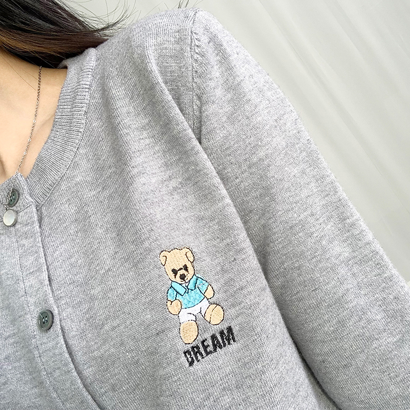 ベアー刺繍ニットカーディガン | レディースファッション通販