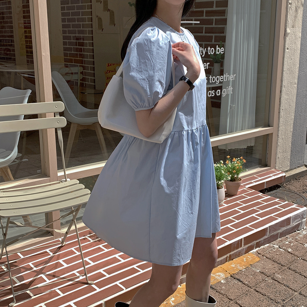 ボリュームパフスリーブミニワンピース | レディースファッション通販