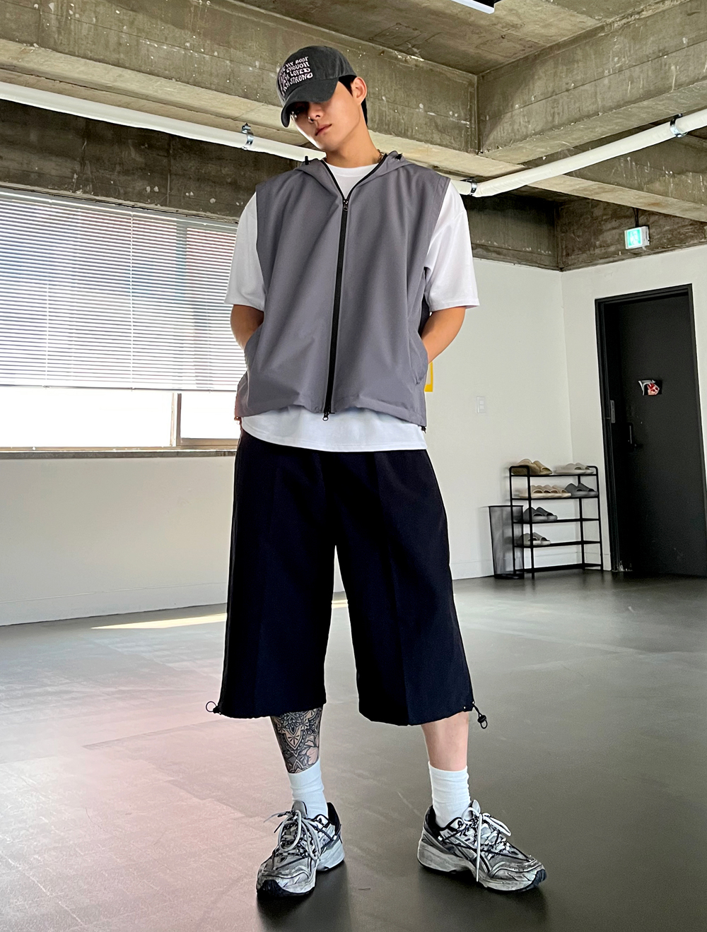 ハチヤーズ　フード付きベスト ！ 8YARDS | COMPOSITE FULL ZIP VEST