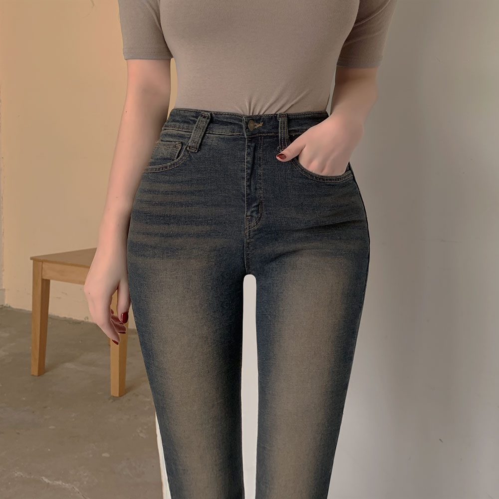 再入荷*スリムフレアデニムパンツ | レディースファッション通販 再入荷*スリムフレアデニムパンツ | レディースファッション通販