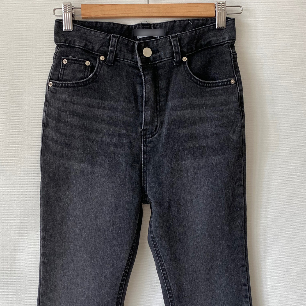 骨盤パッド付カットオフフレアデニムパンツ・p594450 ブーツカット 骨盤パッド付カットオフフレアデニムパンツ | レディース