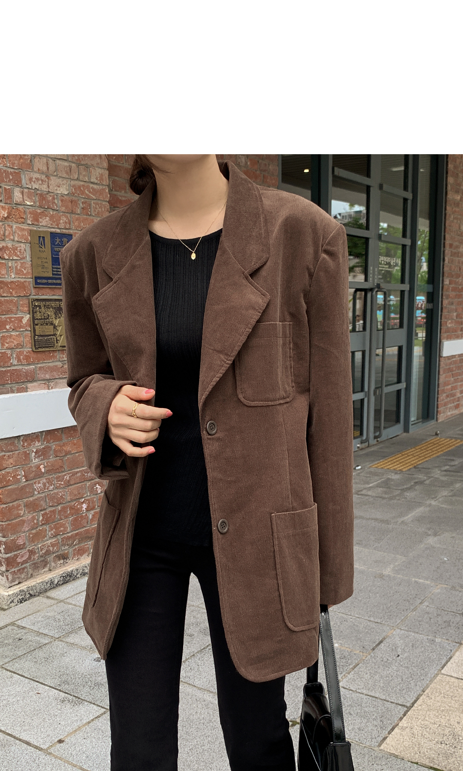 1723586_info_FAA709B3-702E-