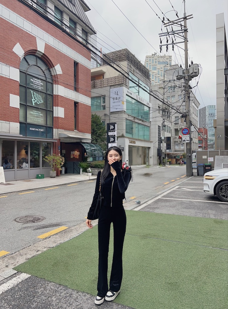 Mロゴベロアパーカー&フレアパンツSET | レディースファッション通販