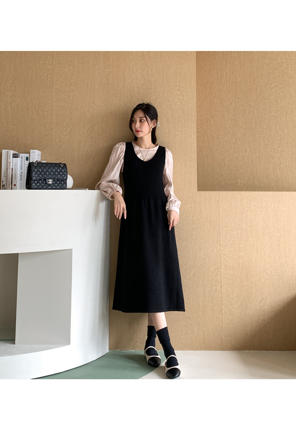 Vネックリブニットワンピース | レディースファッション通販 - DHOLIC