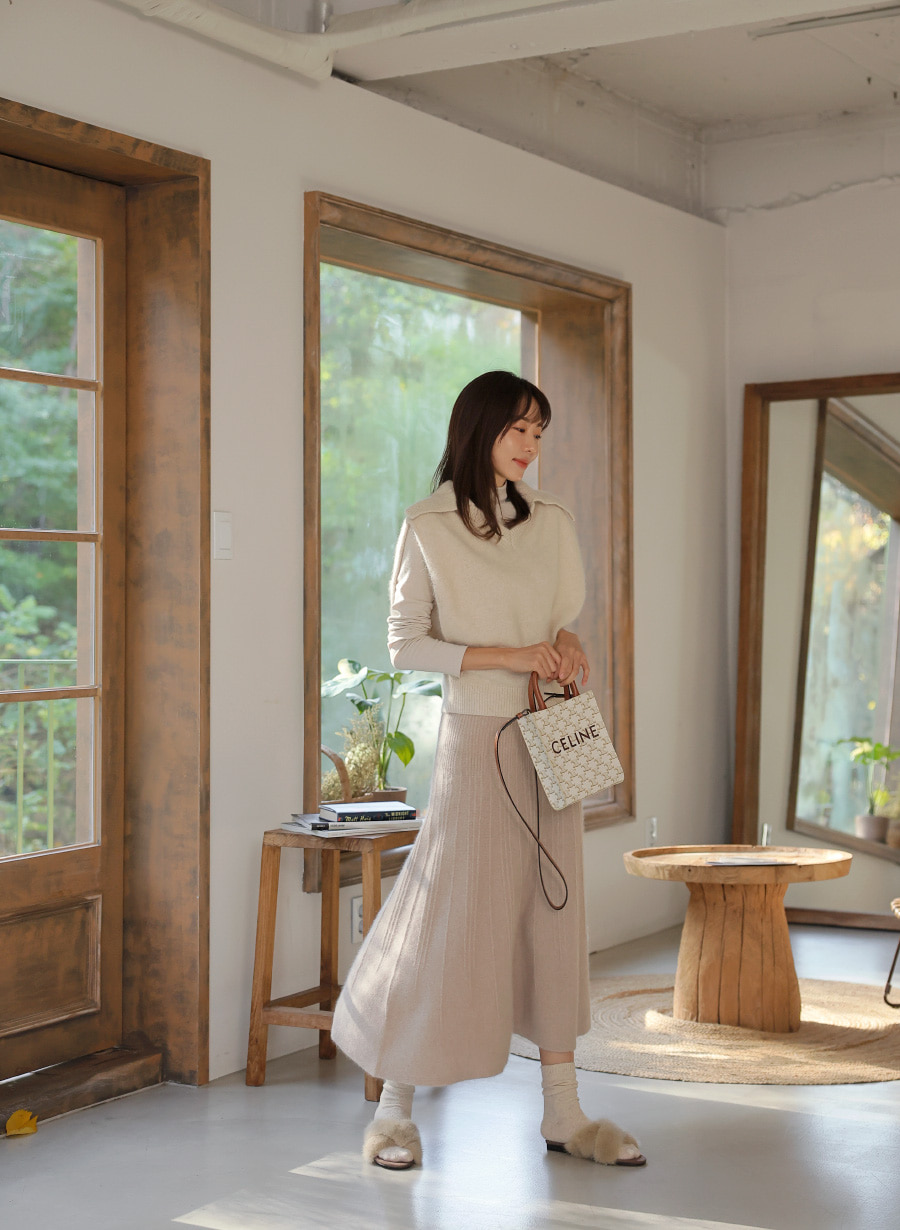 chocolat_m様【新品未使用】カオスブルーフォックススキッパーニットベスト フォックスファー混スキッパーニットベスト | レディースファッション