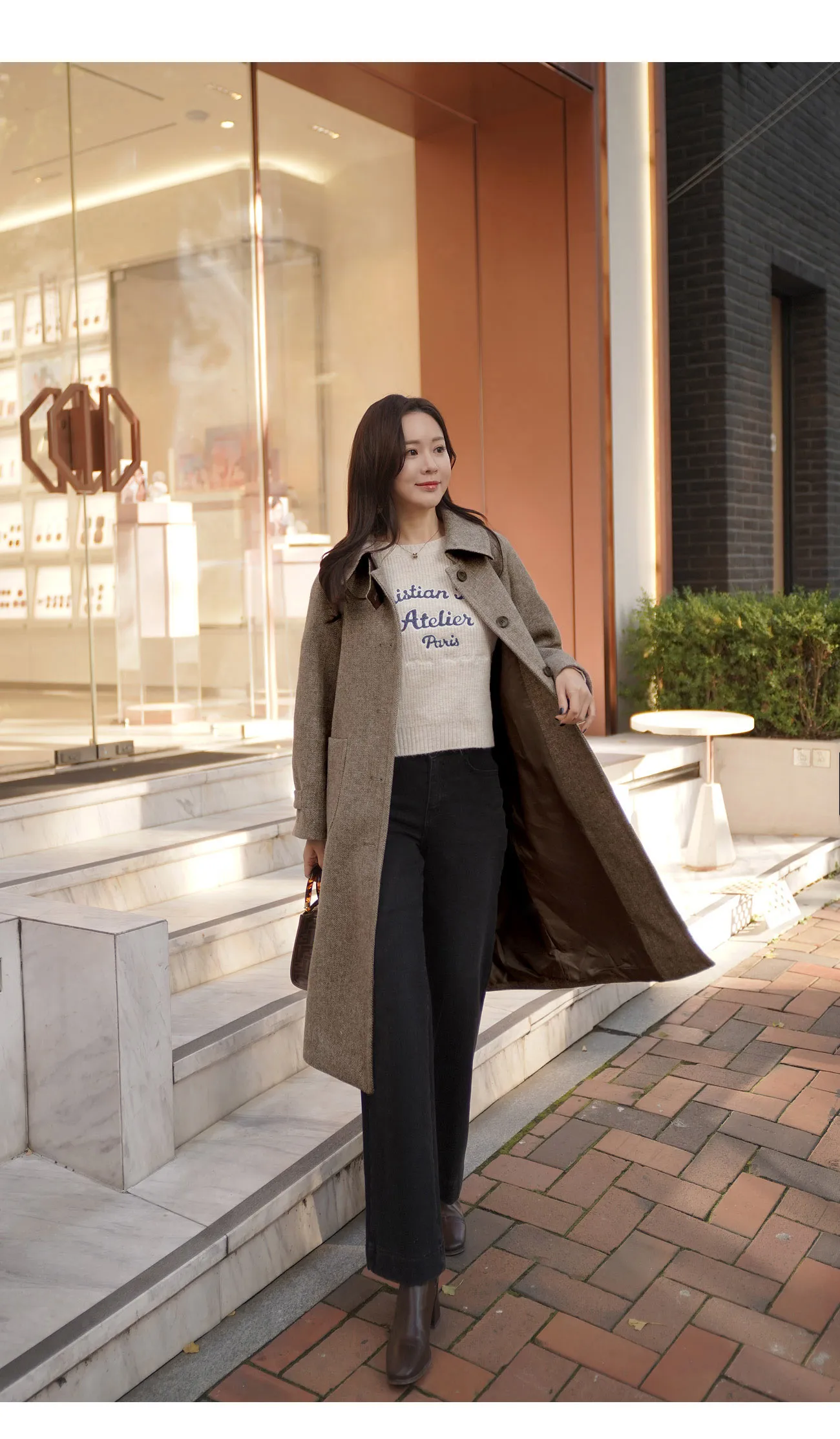 1745453_info_2DB42020-5F71- 