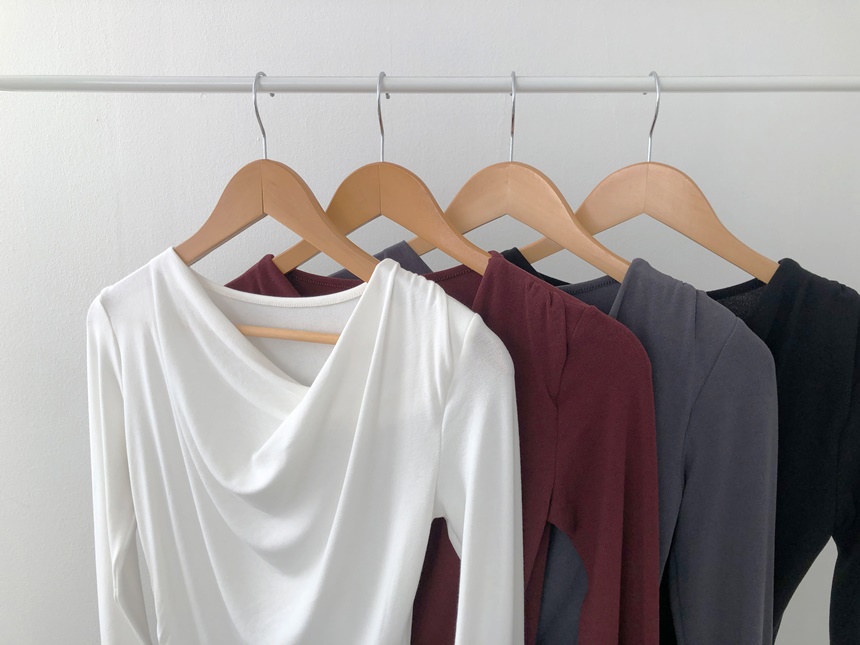 ドレープスリムクロップドTシャツ | レディースファッション通販 ドレープスリムクロップドTシャツ | レディースファッション通販