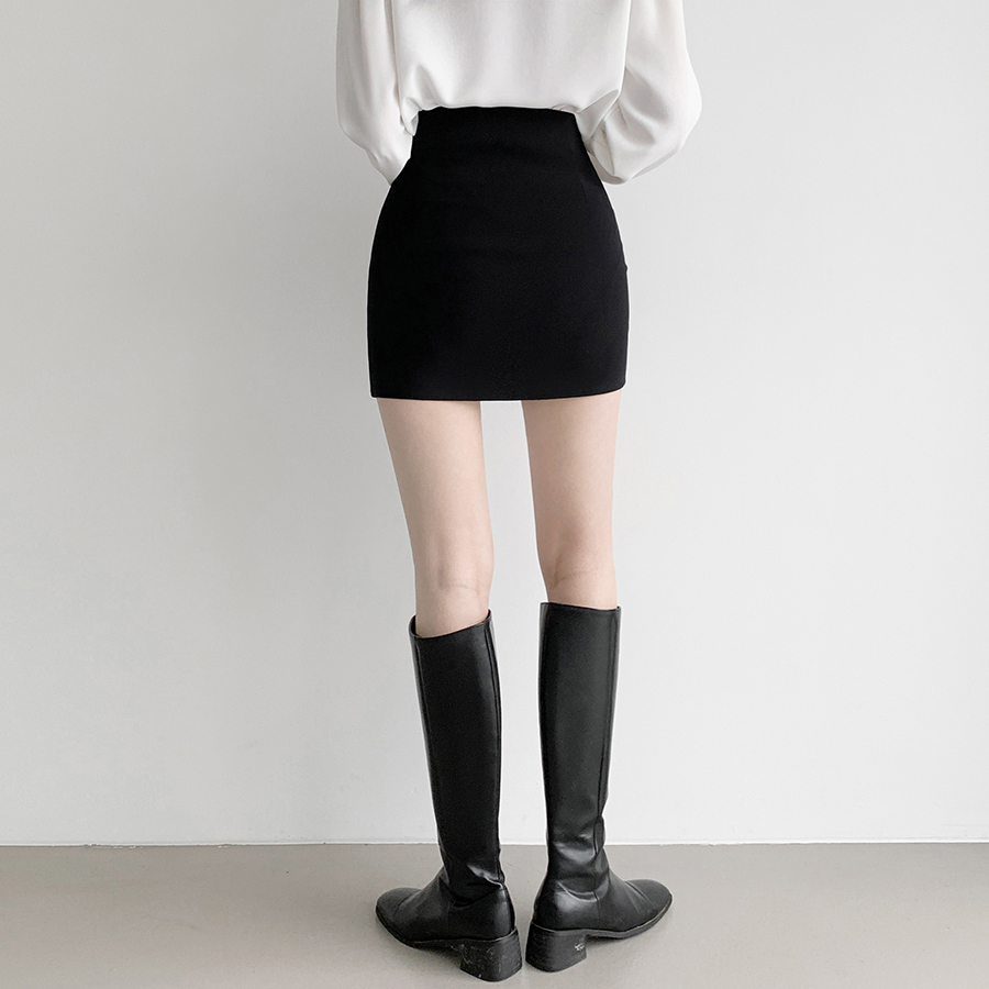 1/6 ティファ ホワイトタンクトップ と ブラックショートスカート.Ver STAR MAN 1/6 ティファ ホワイトタンクトップ と ブラックショート