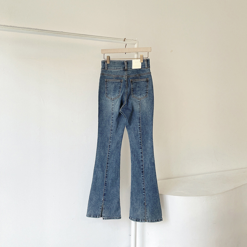 ハイウエストツーボタンスリットフレアデニムパンツ