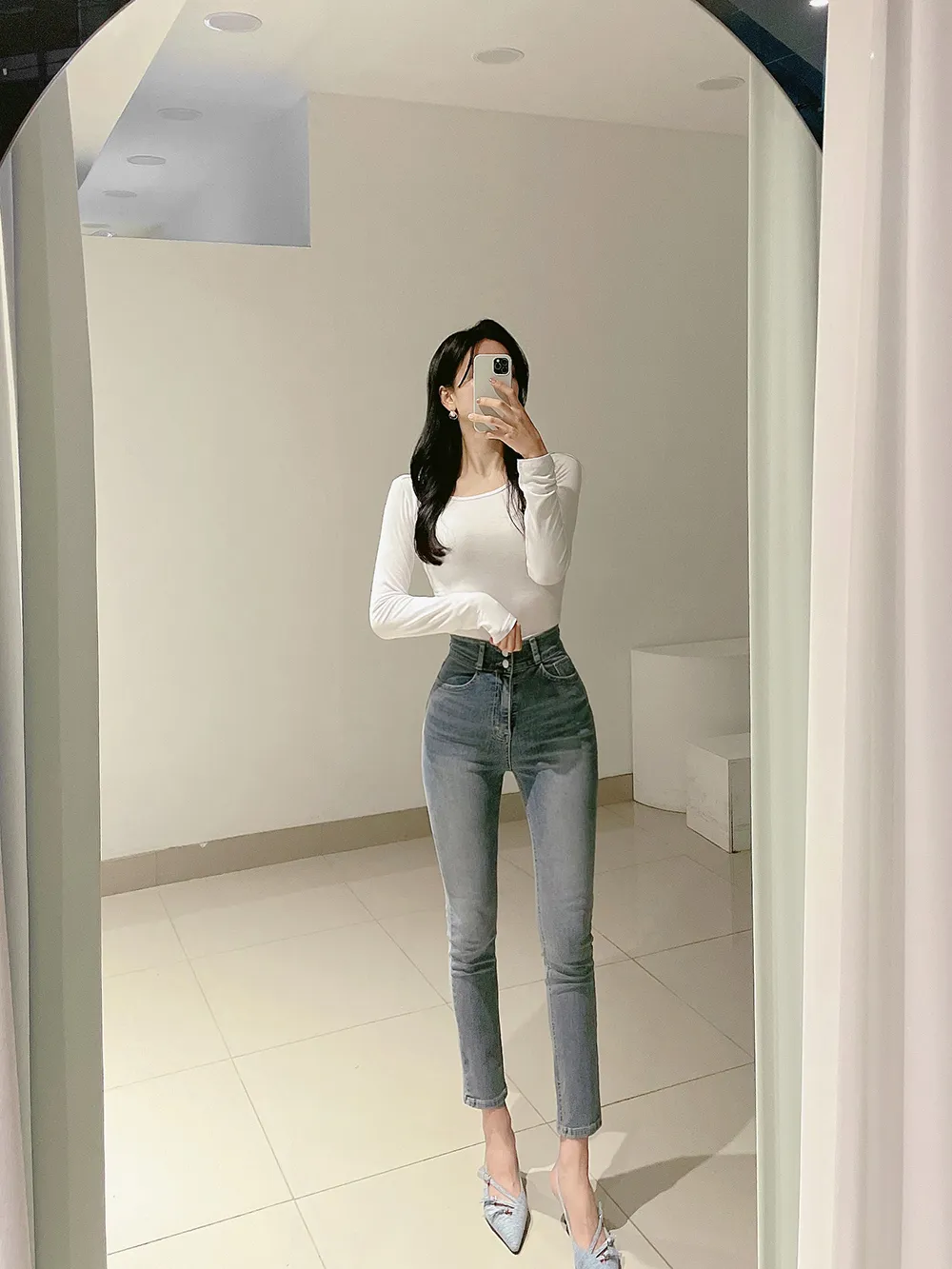 1784084_info_7EB3D80C-06B2- 