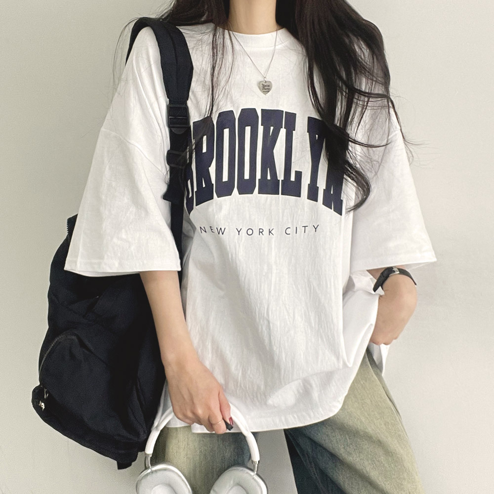 レタリングボクシーTシャツ | レディースファッション通販 - DHOLIC