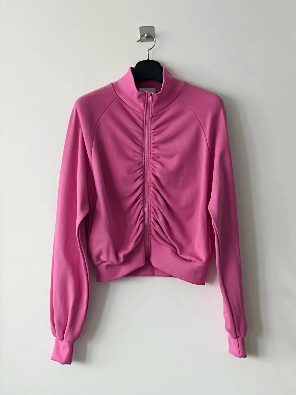 재킷 핑크 색상 이미지-S3L5