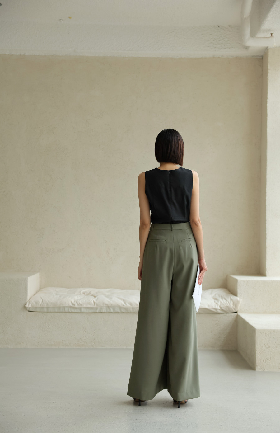 タックフレアワイドパンツ | レディースファッション通販 - DHOLIC