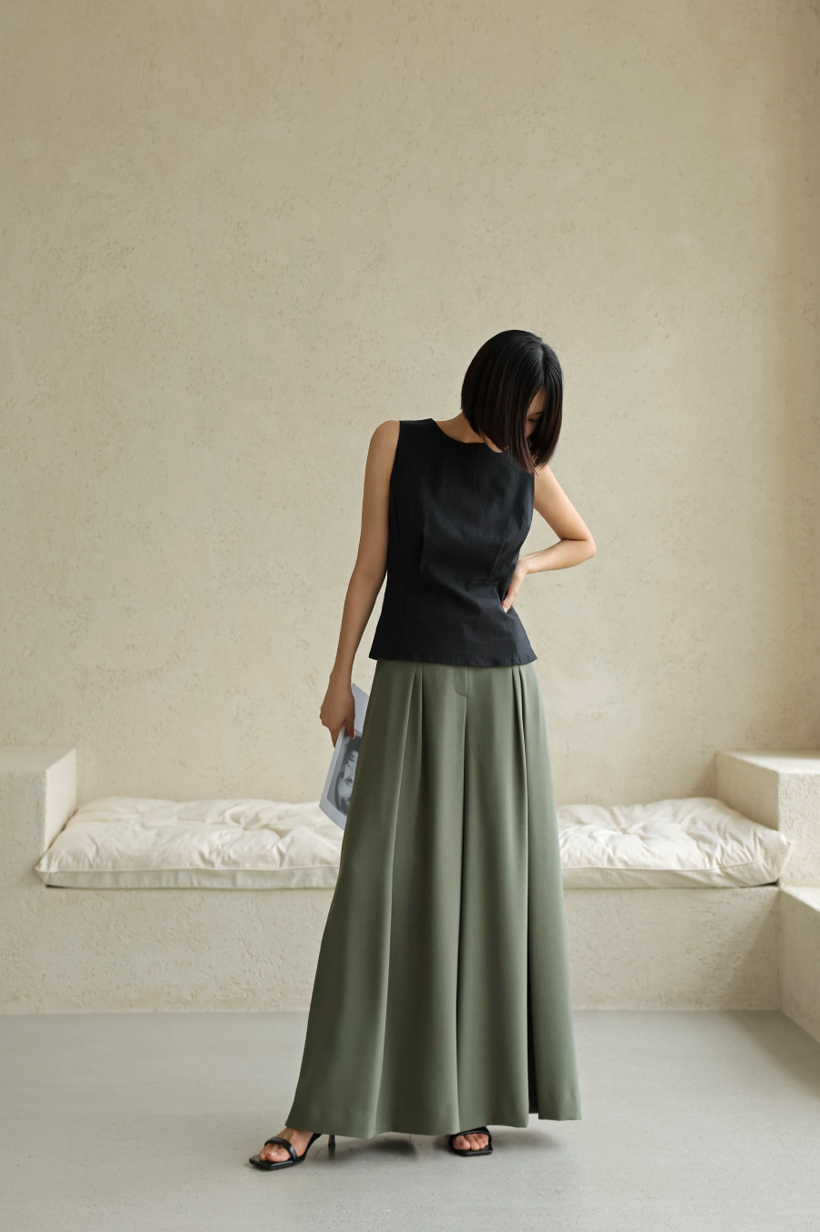 タックフレアワイドパンツ | レディースファッション通販 - DHOLIC