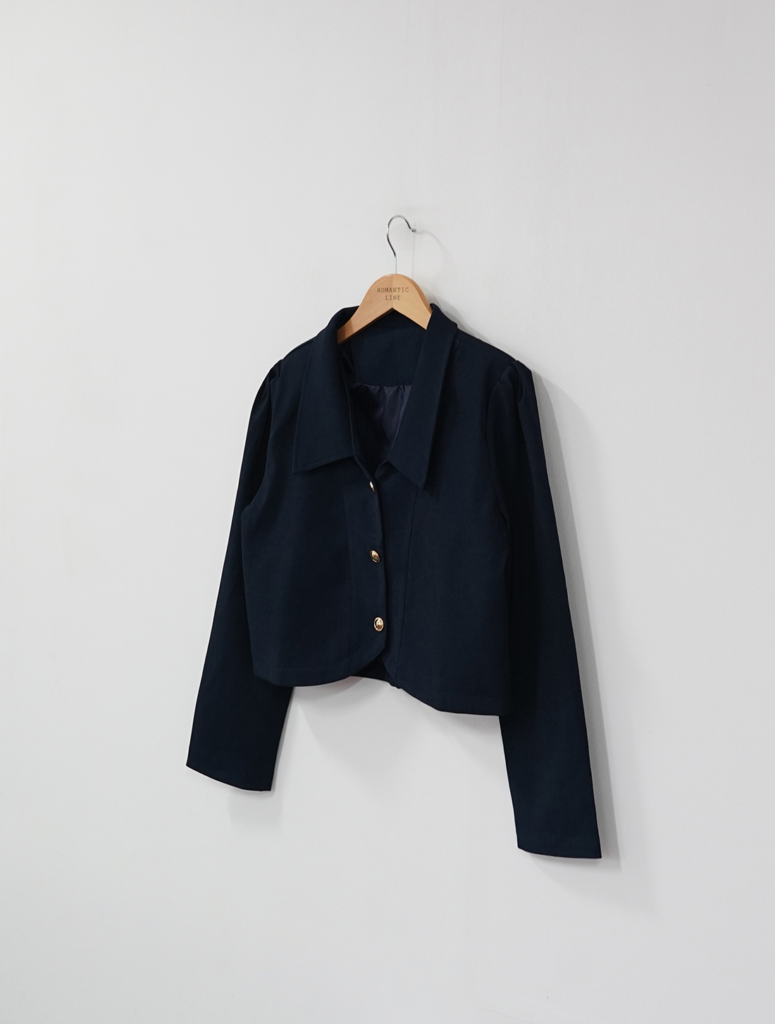 dholic ジャケット カラーネックゴールドボタンクロップドジャケット | レディース