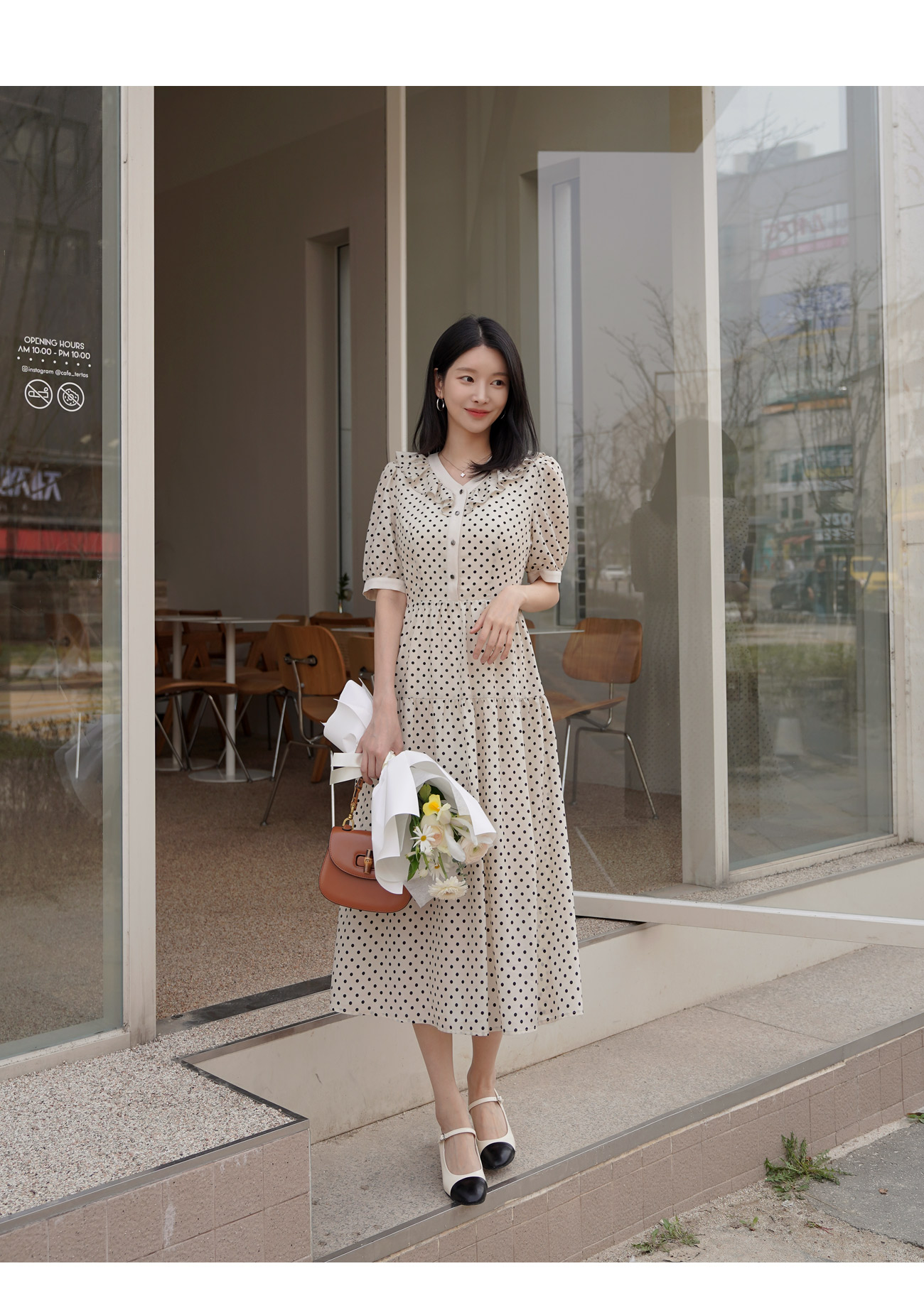 フリルネックドットワンピース | レディースファッション通販