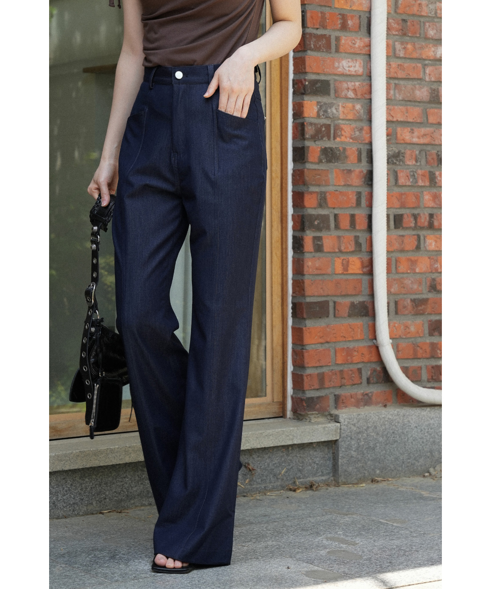 d.i.a ダークブルーフレアパンツ サイドポケット付き