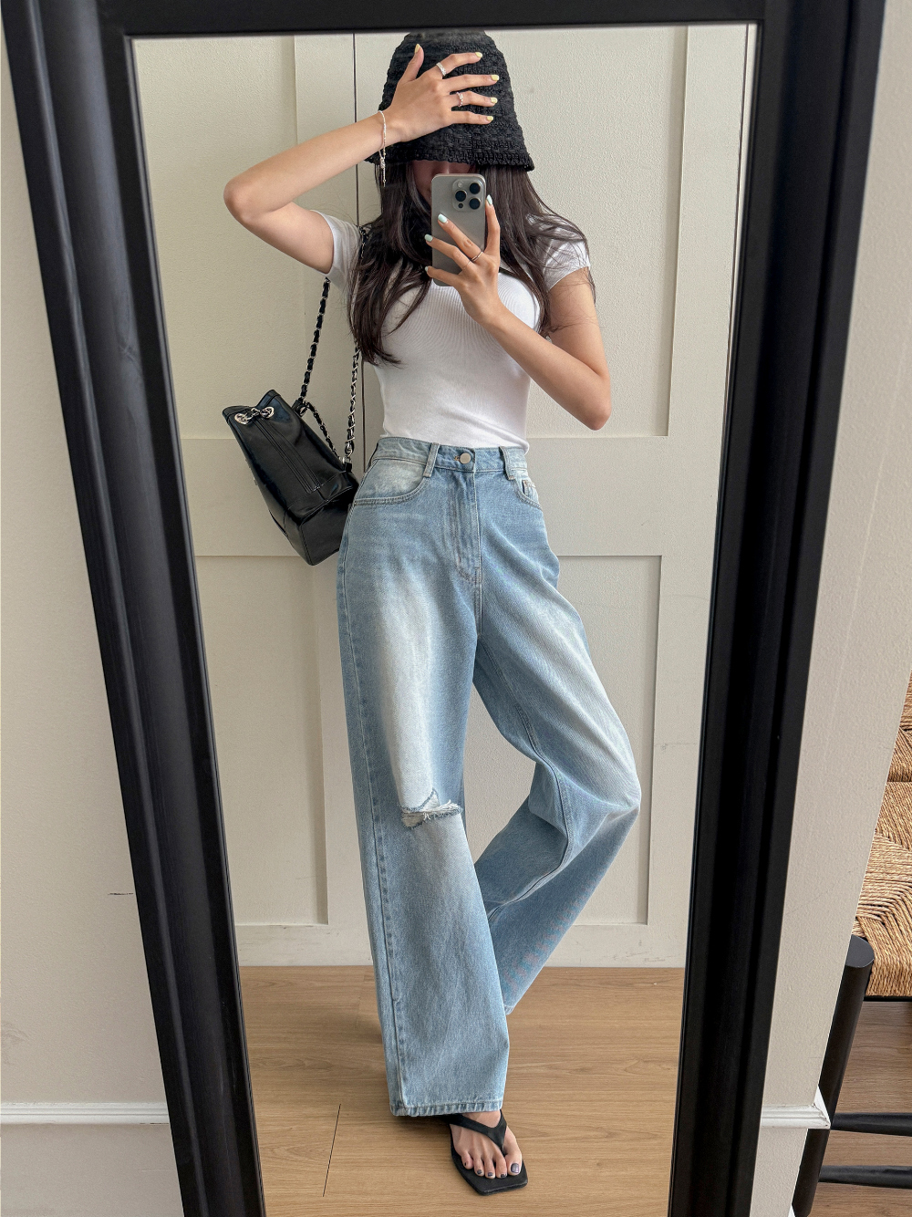 【PHOEBE PHILO】ジップジーンズ ウォームカーキ 洗練された逸品 カッティングウォッシュデニムパンツ | レディースファッション