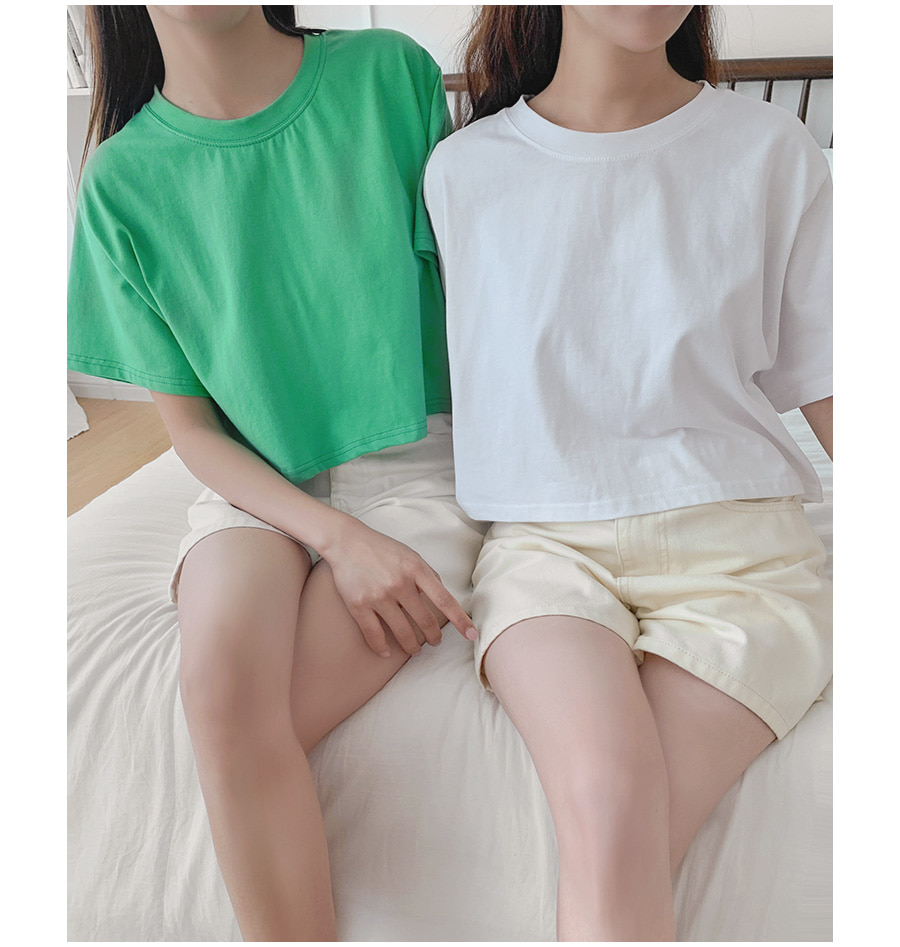 ボクシークロップド半袖Tシャツ | レディースファッション通販 - DHOLIC