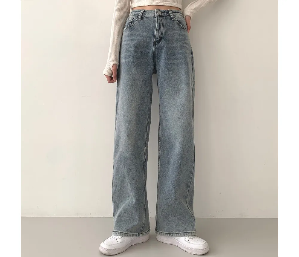 가방 모델 착용 이미지-S1L8