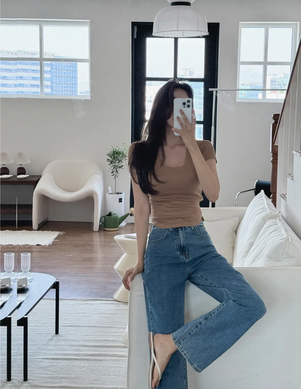 바지 모델 착용 이미지-S1L72