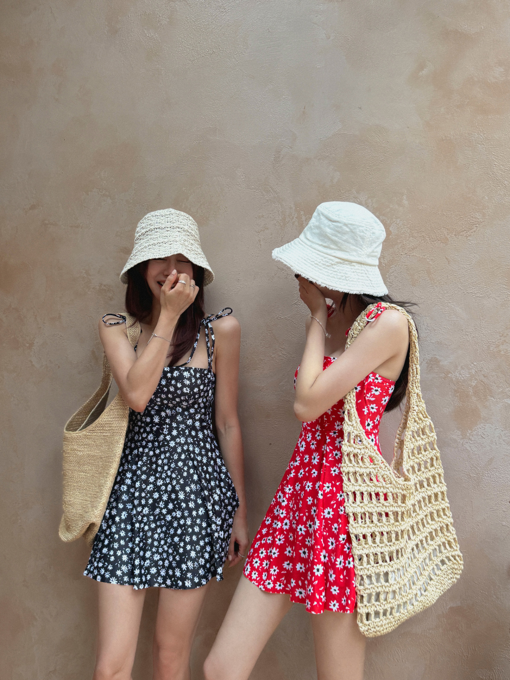DAZY レディース ワンピース水着 花柄 ベージュ セール】花柄デザインワンピース水着（水着）｜Lace Ladies