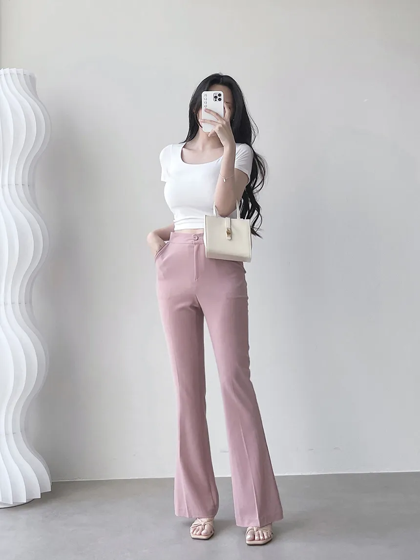 민소매 모델 착용 이미지-S1L7