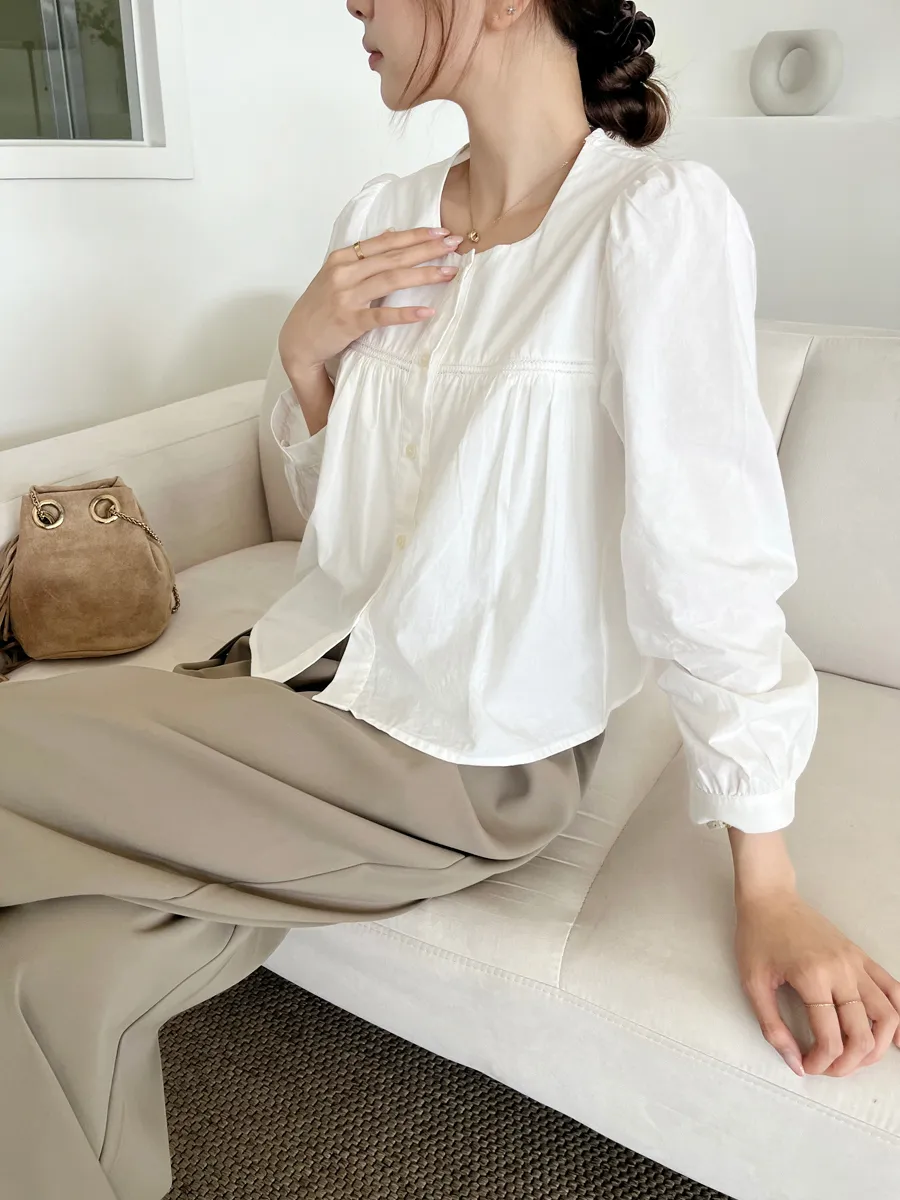 블라우스 모델 착용 이미지-S1L39