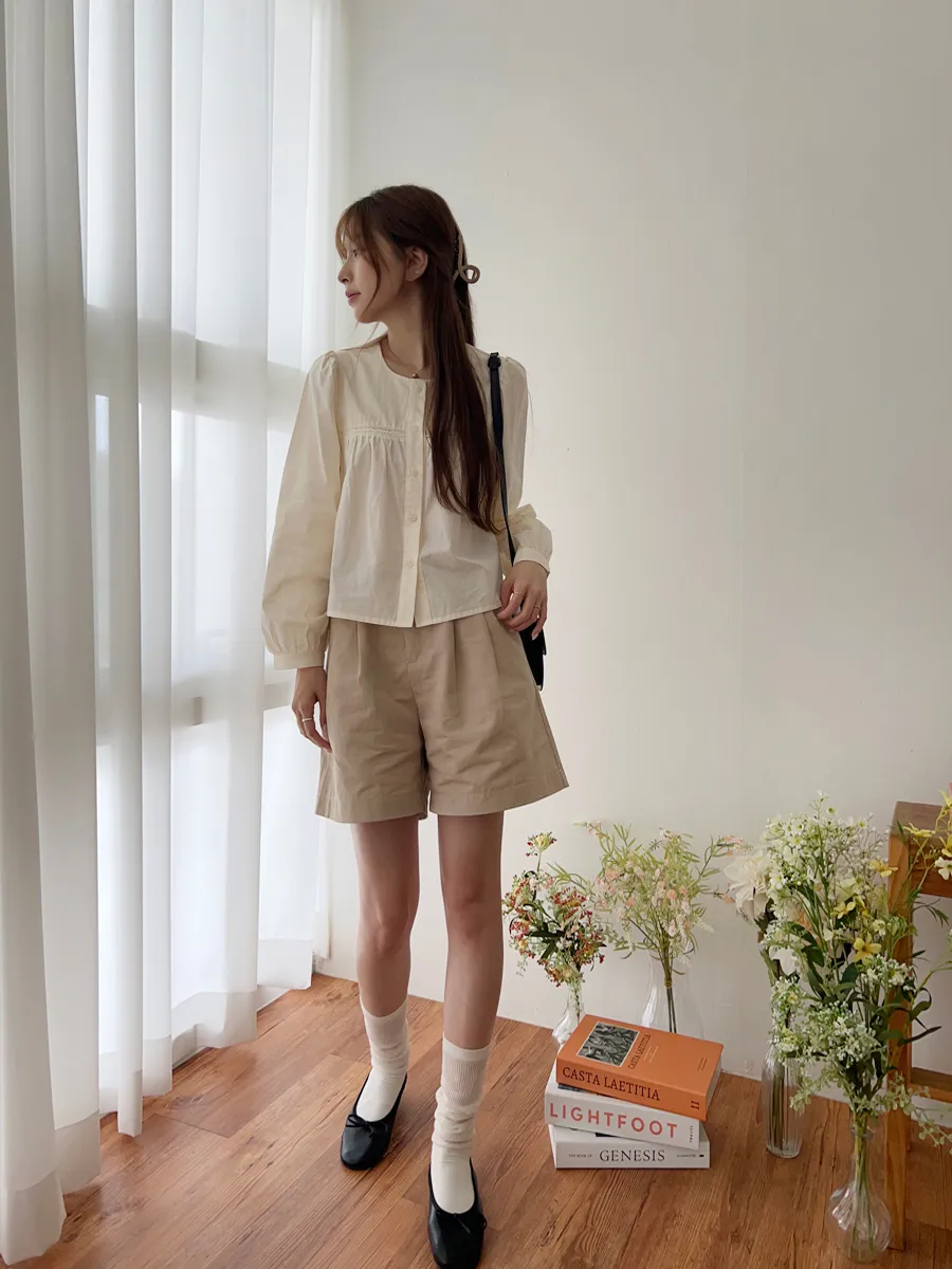 블라우스 모델 착용 이미지-S1L14